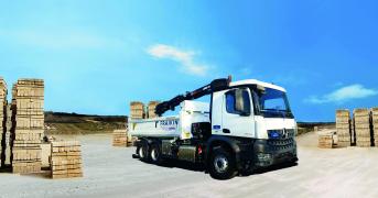 Camion grue BTP