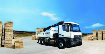 Camion grue BTP